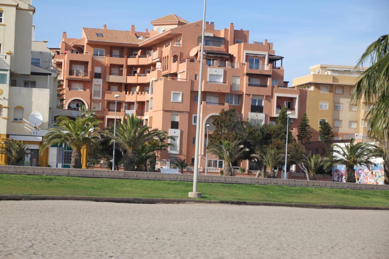 Apartamento En Primera Linea De Playa, Con Vistas A La Playa Y Con Wifi Roquetas de Mar Exterior foto